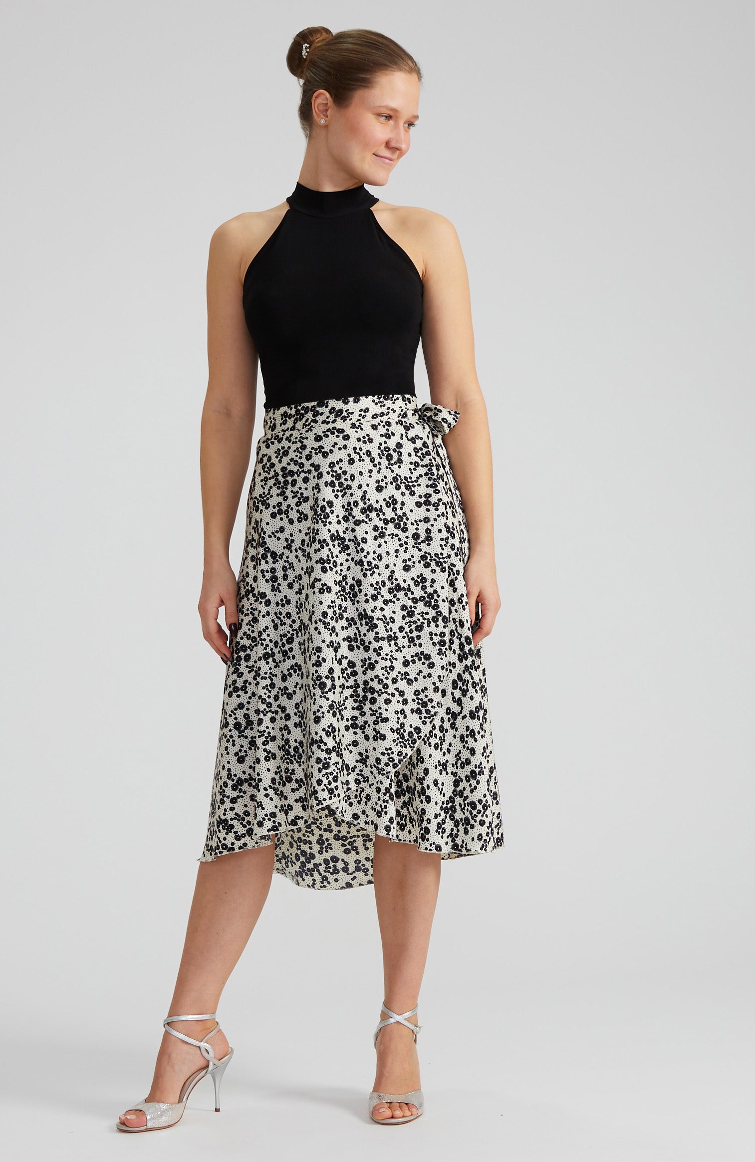 COCO Viscose Wrap Skirt in Noir Blossoms