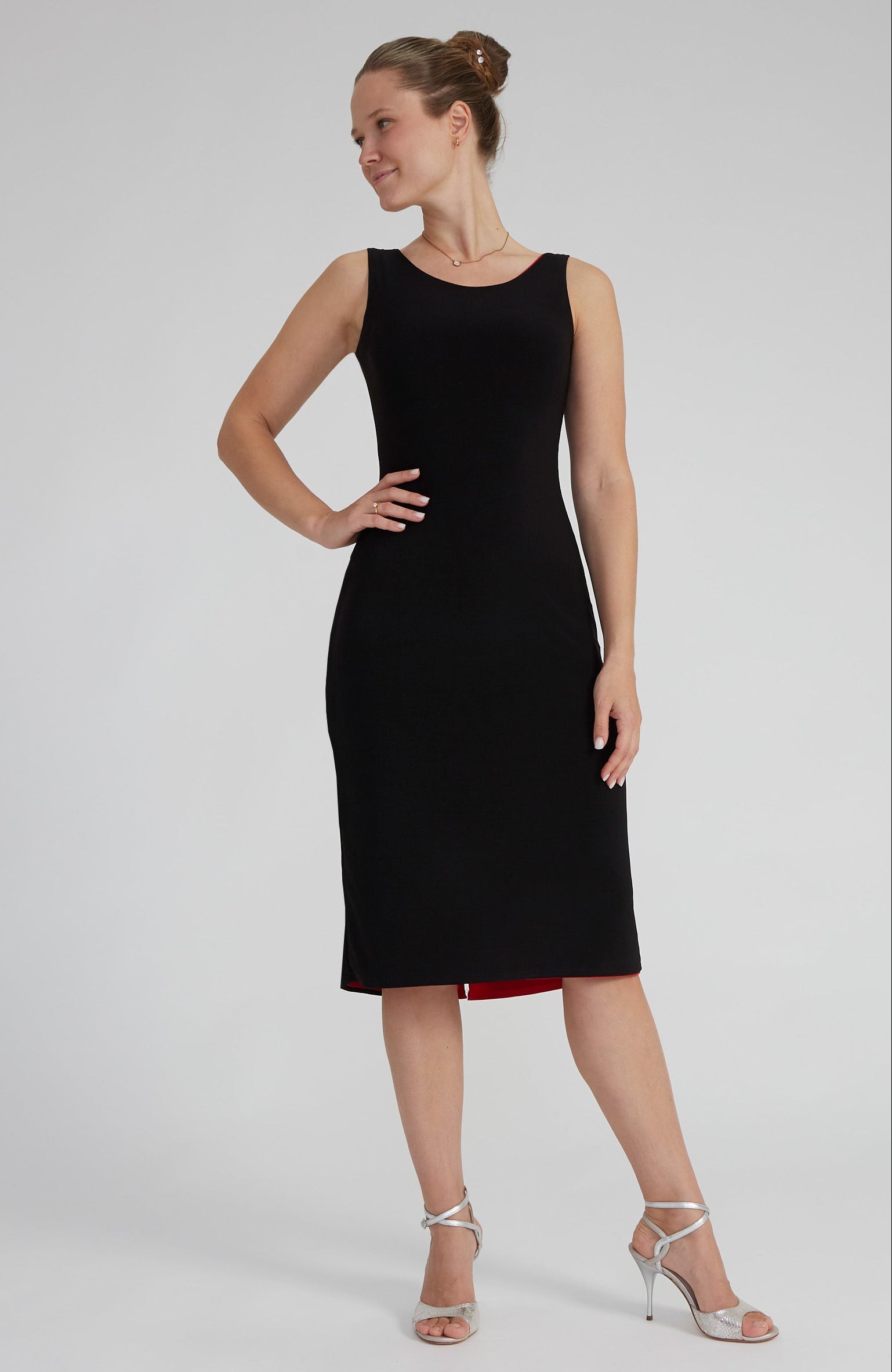 Wendbares Tango-Kleid – VALERIA (Kurze Version)