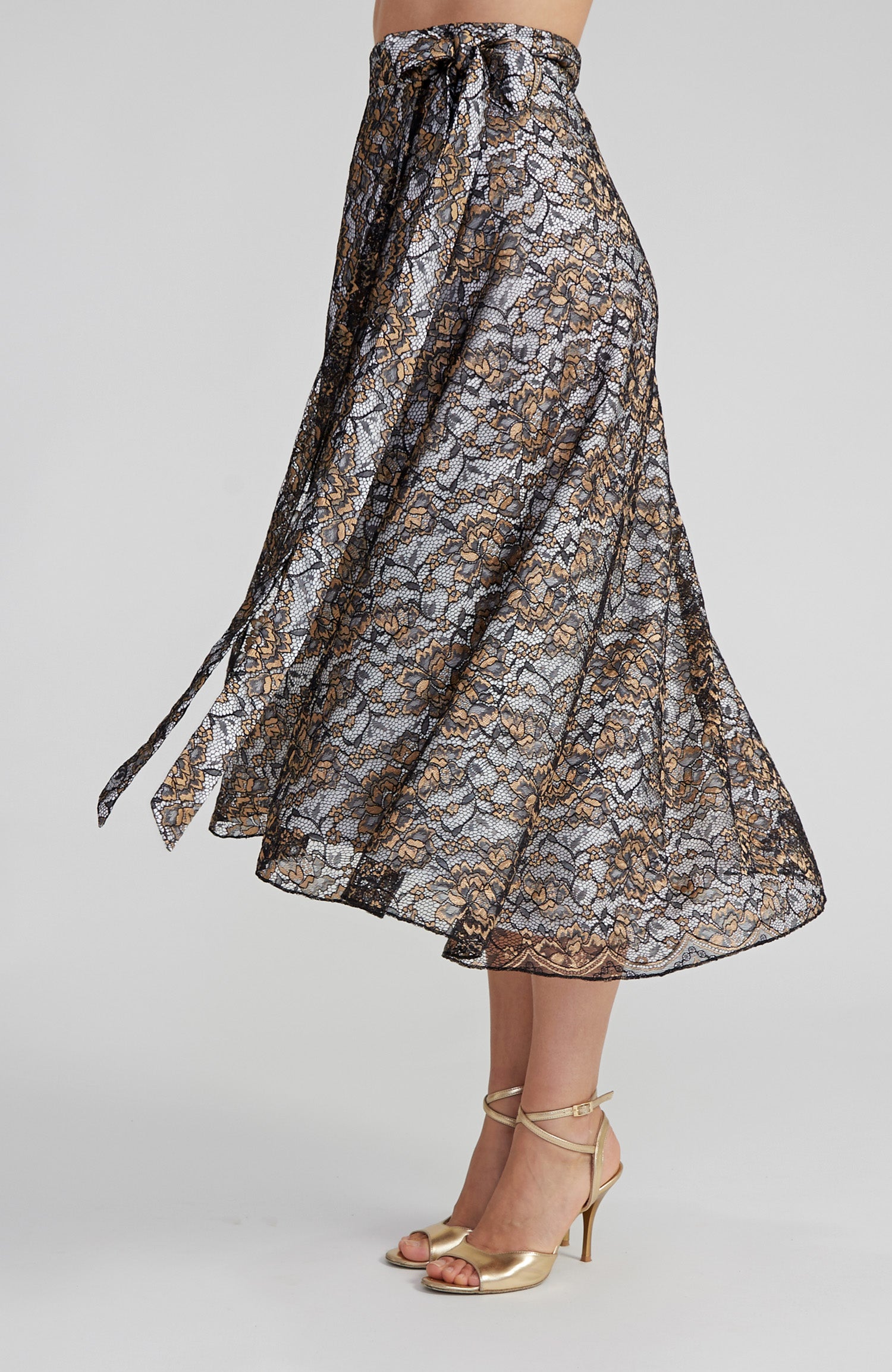 Floral patterned skirt with a plain background