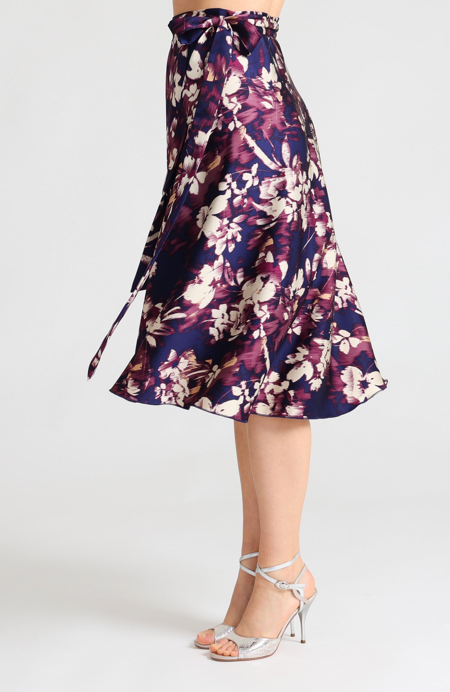 Blue abstract print wrap tango skirt Coco with an elegant side bow.