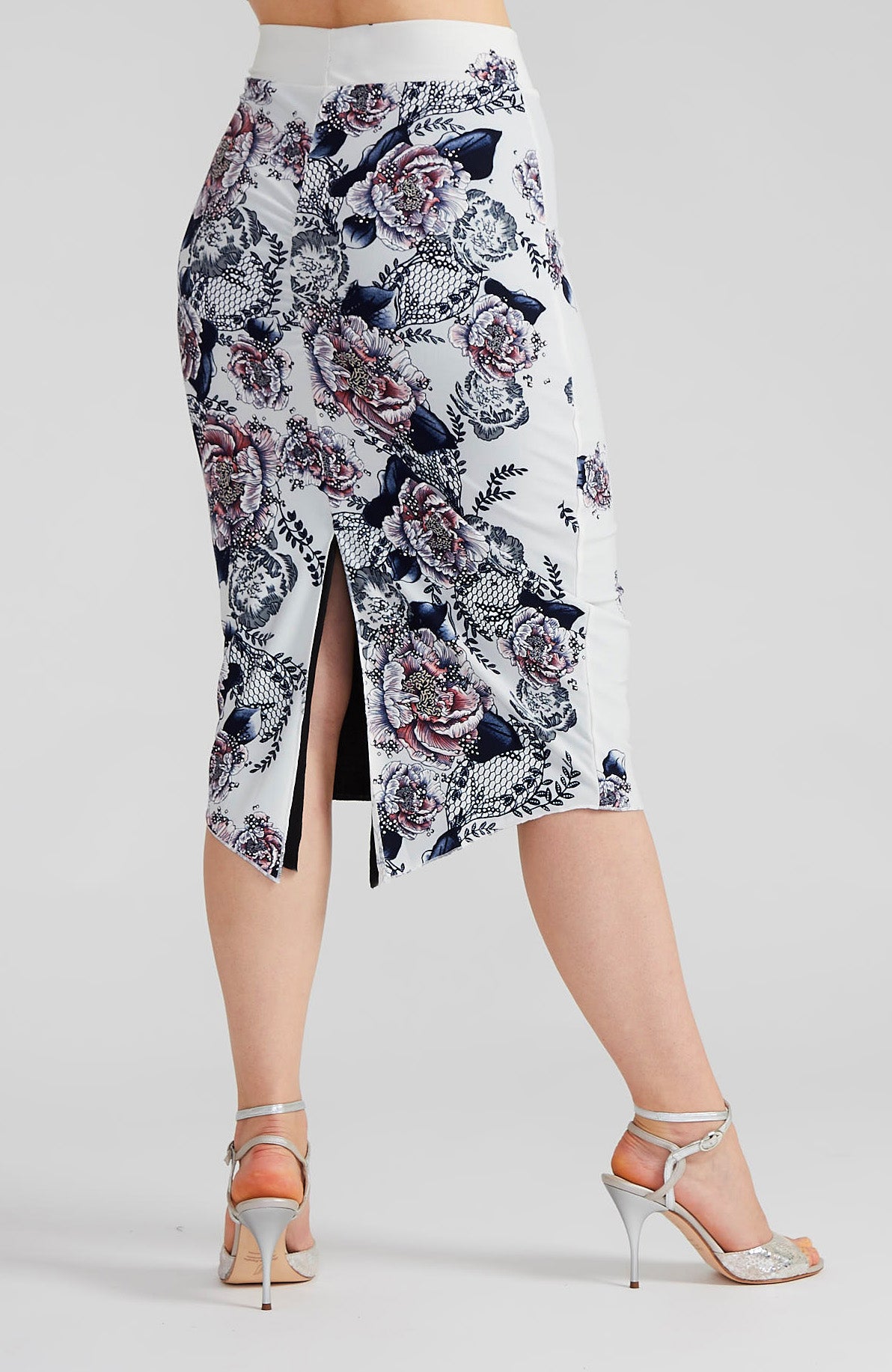 CLARISA Wendbarer Tangorock in Blumenprint & Schwarz