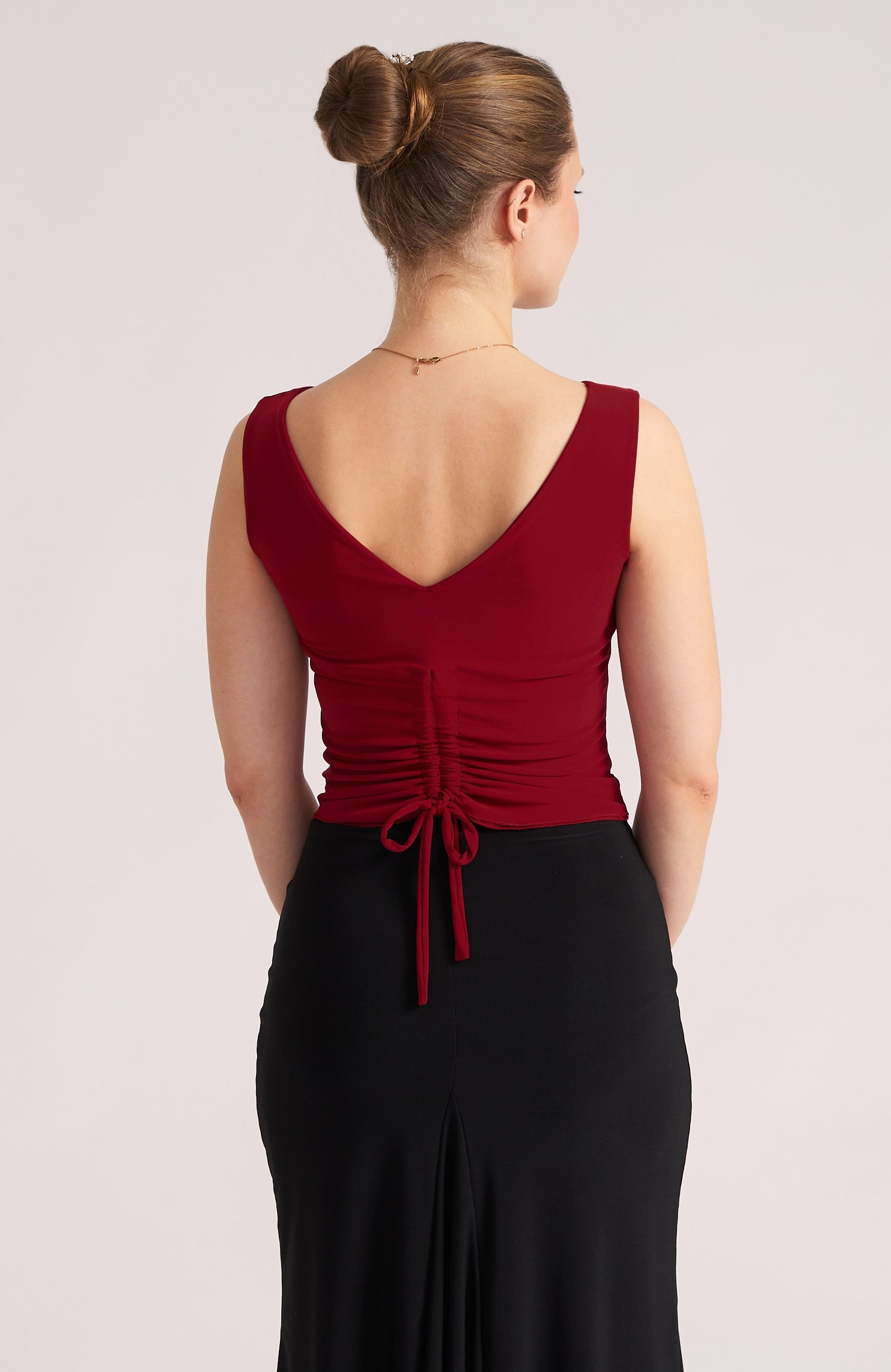 DORA Bordeauxrotes drapiertes Top