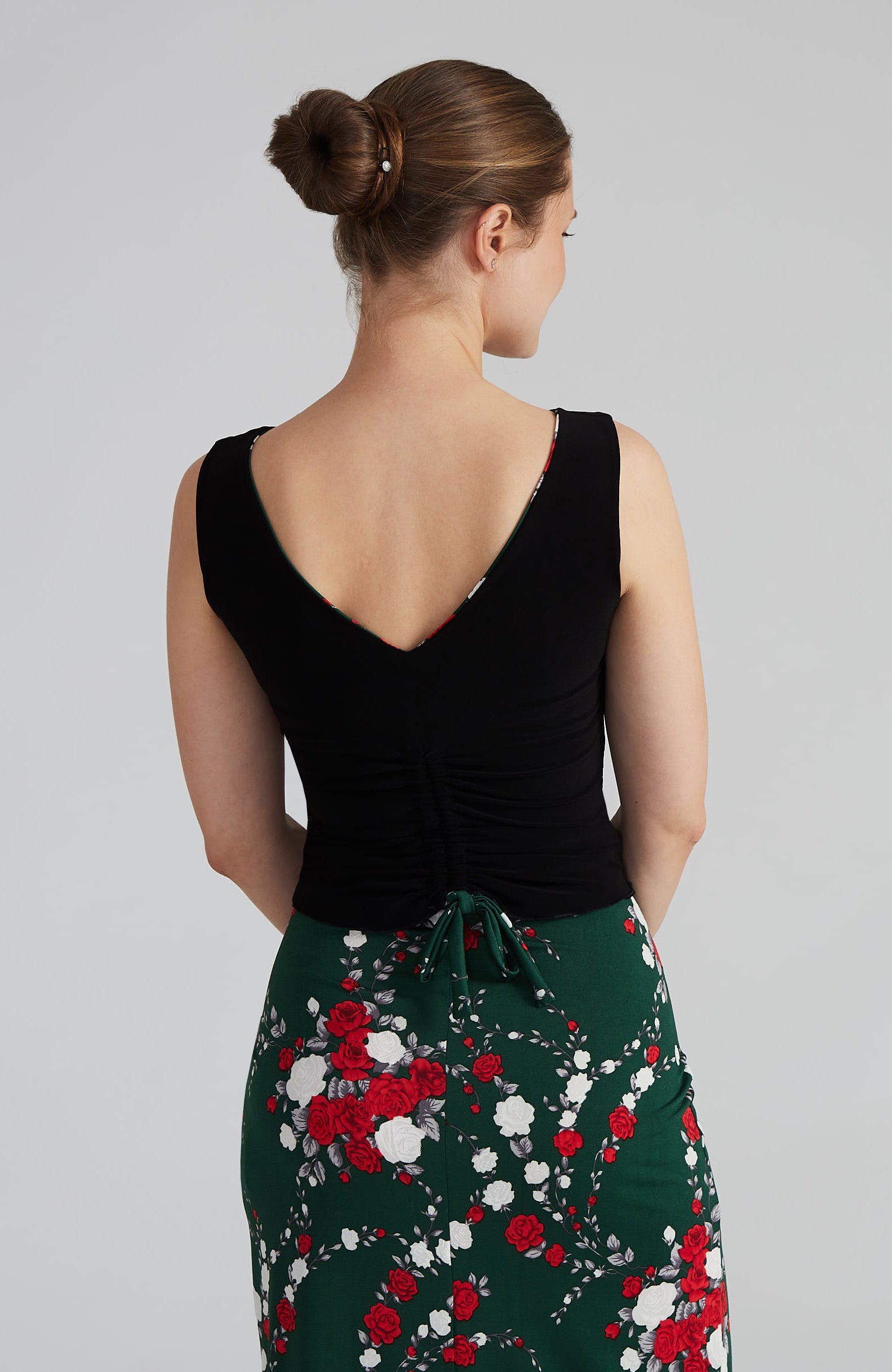 DORA Reversible Top in Red Roses & Black