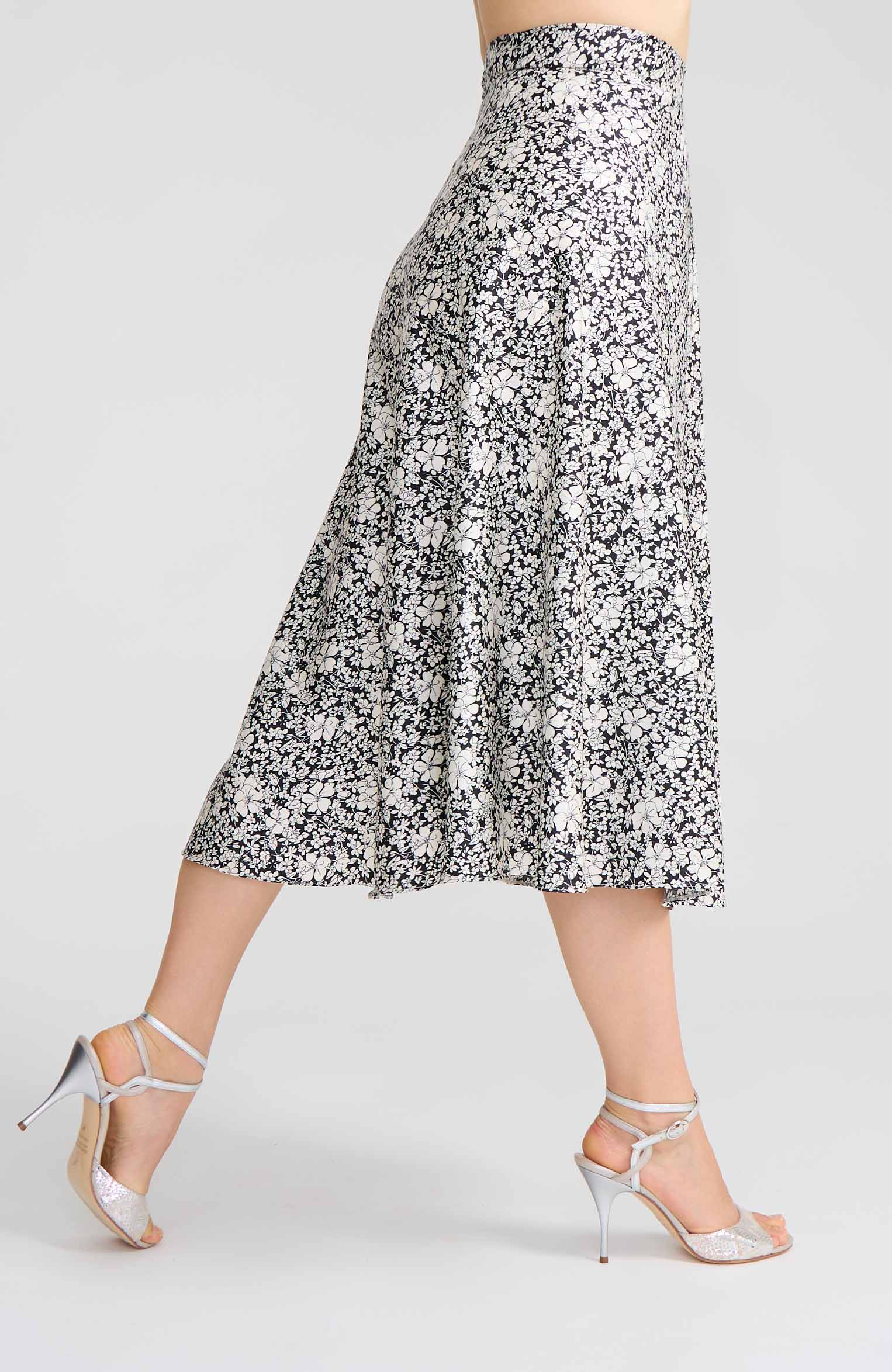 Long Viscose Wrap Skirt in Ink Blossoms – GINA