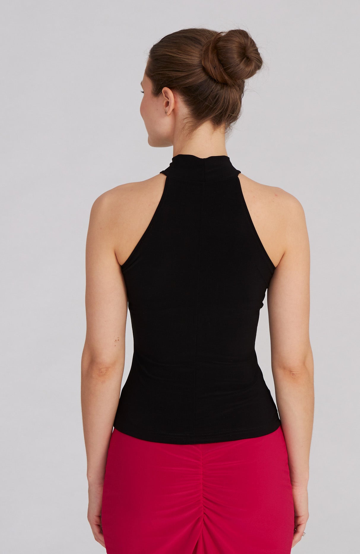 Fitted Neckholder Top in Black - STELLA