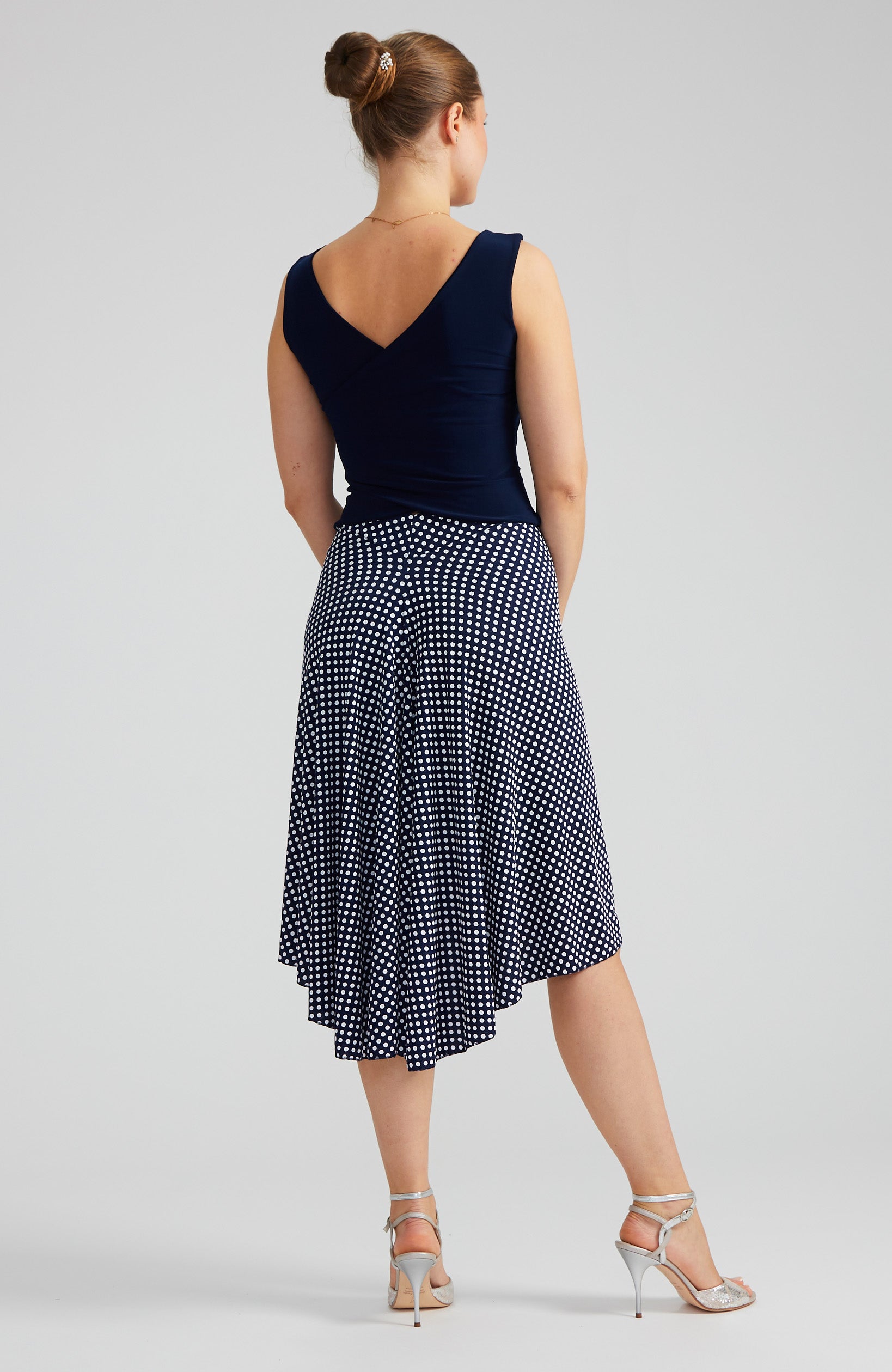 Jupe tango à pois bleu marine avec fente PAOLA
