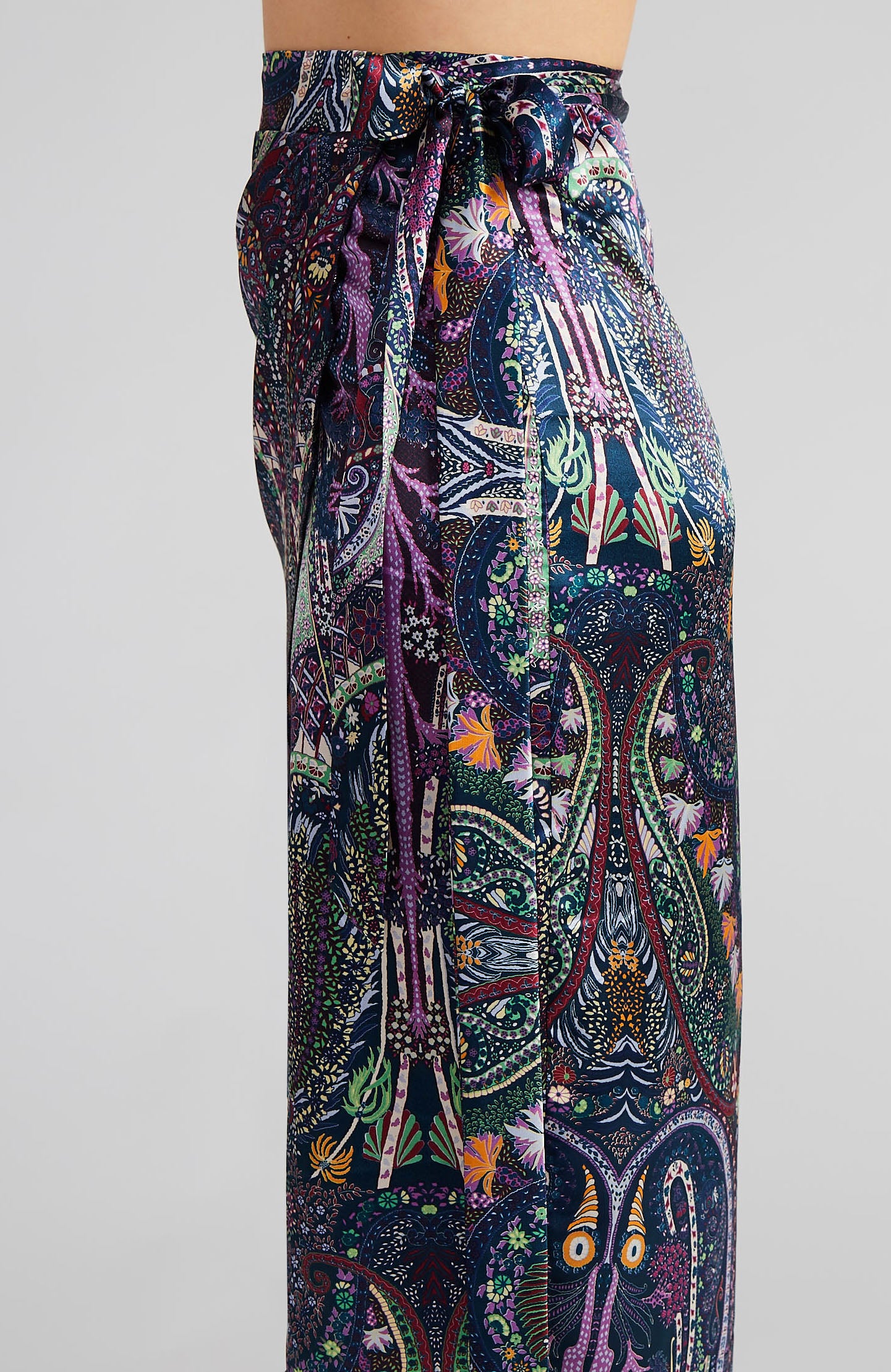 JULIET Paisley Print Wickelrock mit drapiertem Detail