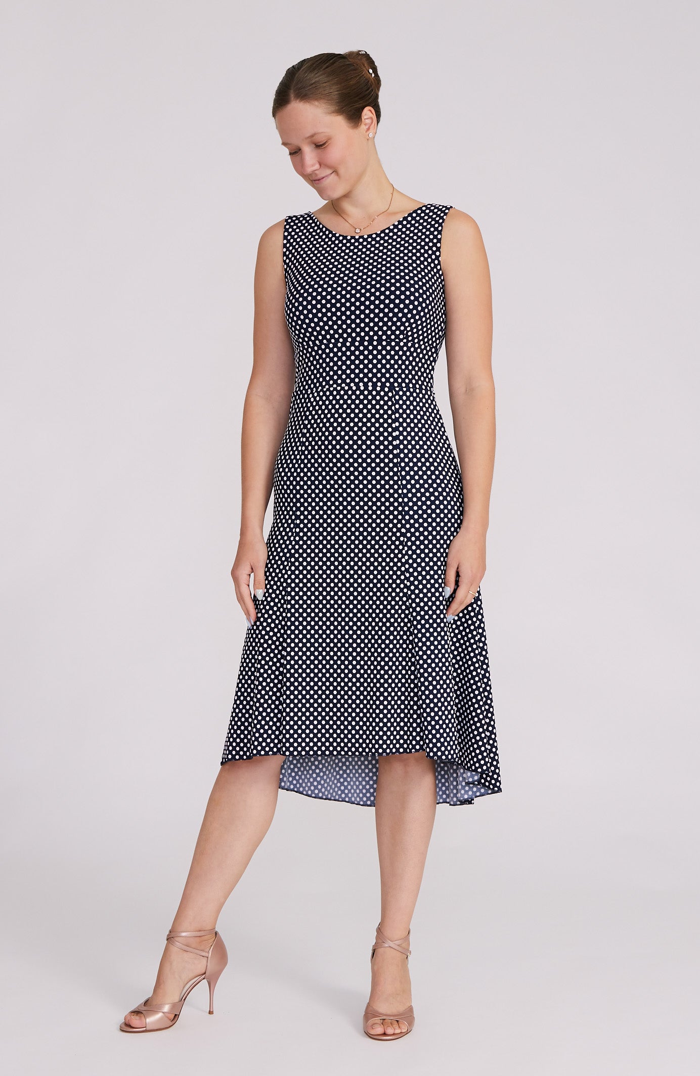 CARLA Polka Dot A-Linien-Tangokleid in Marineblau und Weiß
