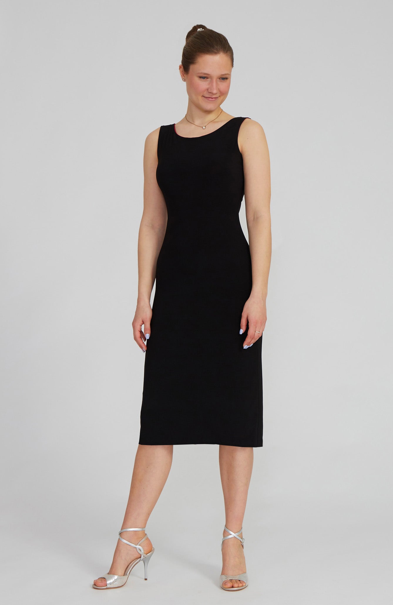 VALERIA Wendbares Tangokleid in Bordeauxrot & Schwarz