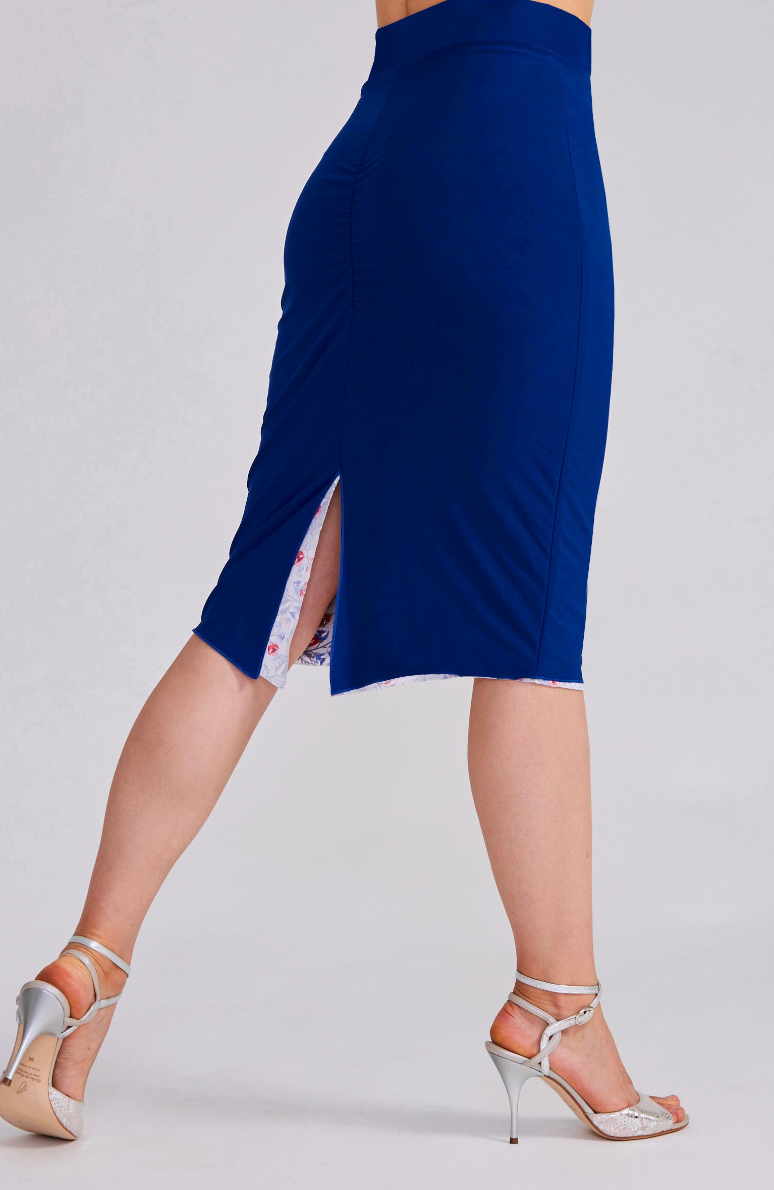 CLARA Reversible Tango Skirt – Red Florals & Royal Blue
