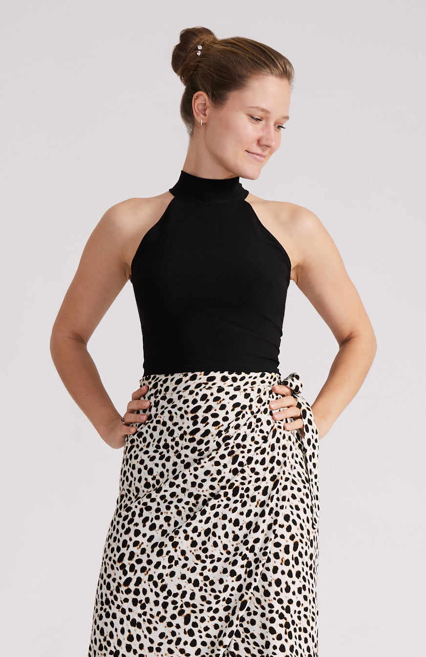 neckholder top in black