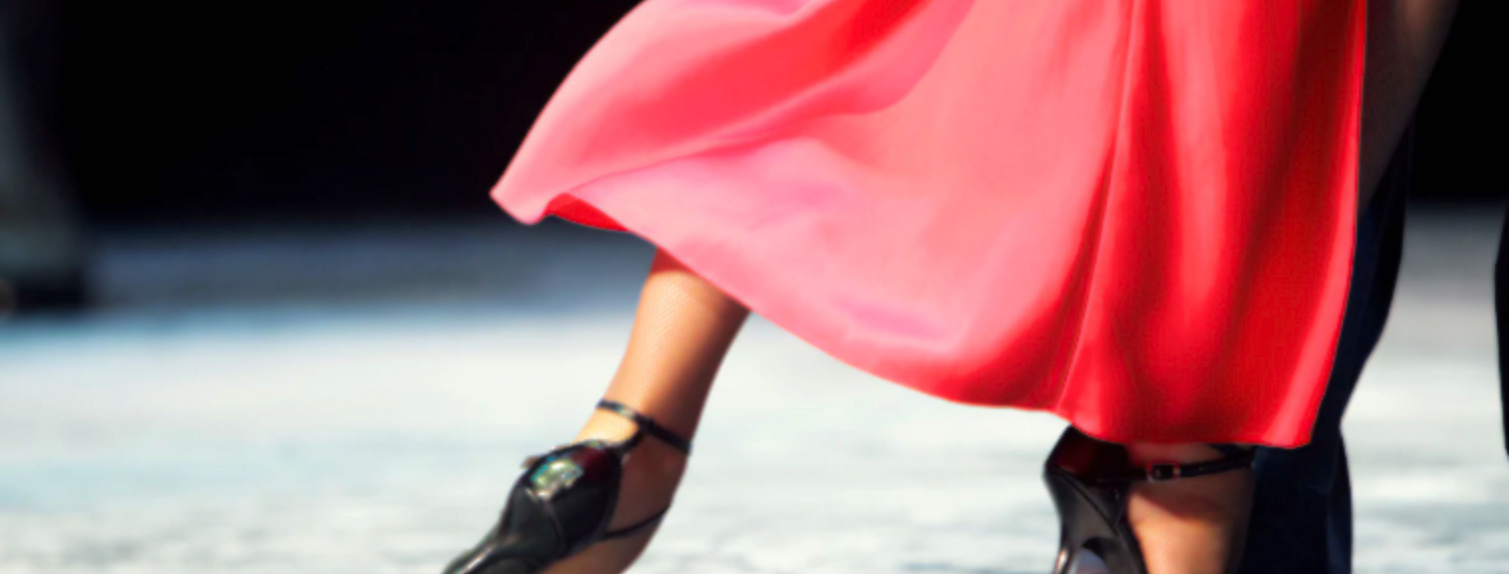 5 Reasons Why You Should Buy Tango Dresses Online