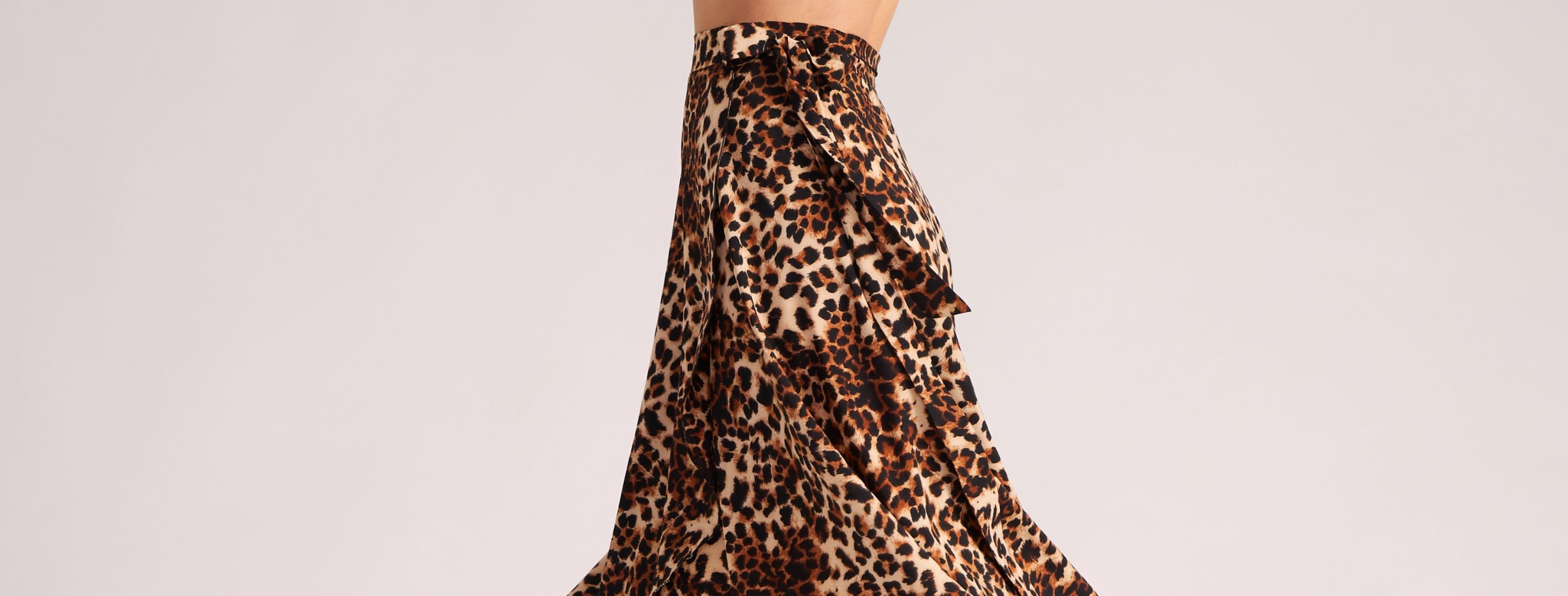 The Evolution of Tango Dancewear: From Tradition to Modern Elegance