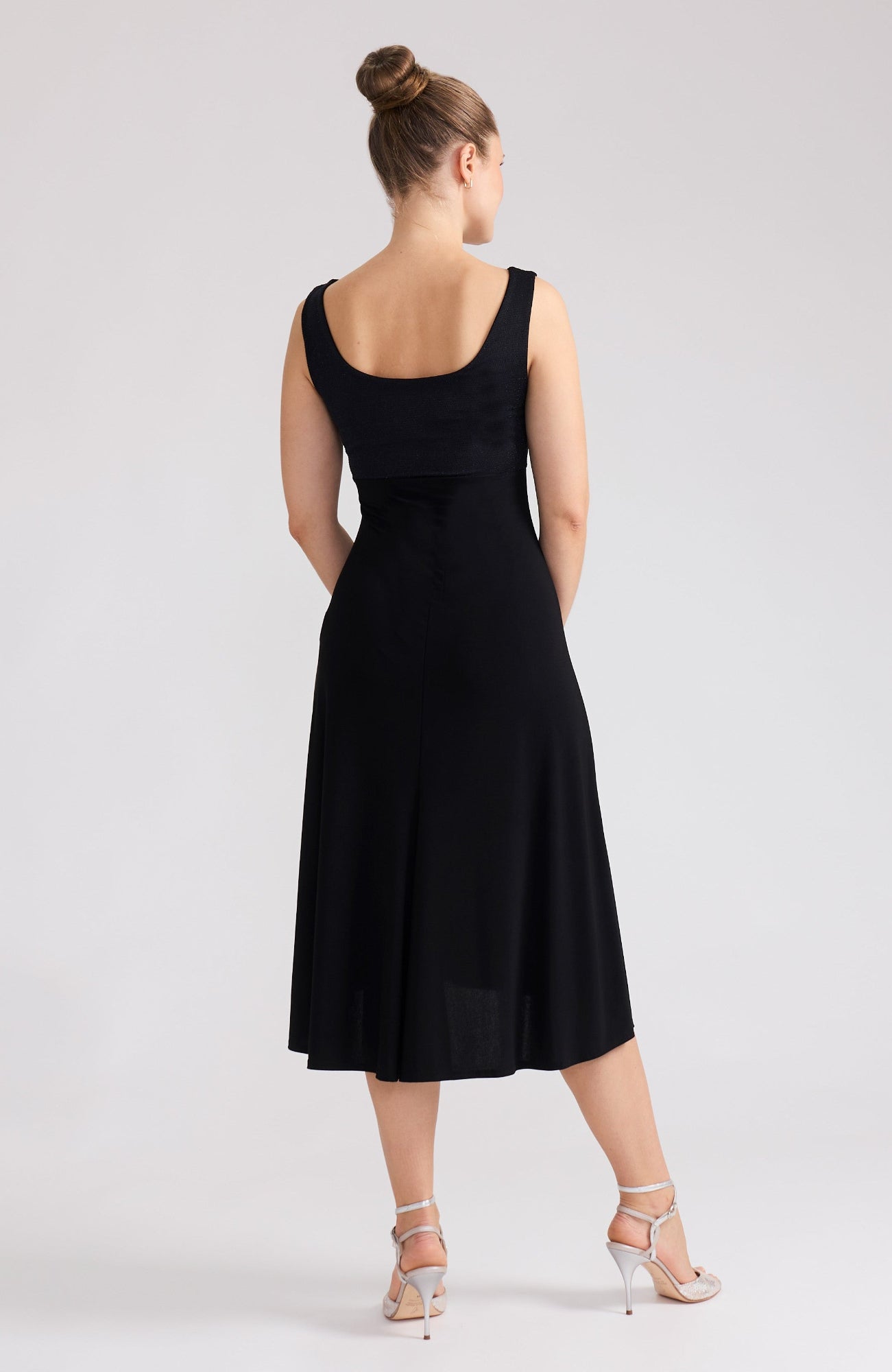 Funkelndes schwarzes A-Linien-Tango-Kleid – NOELIA