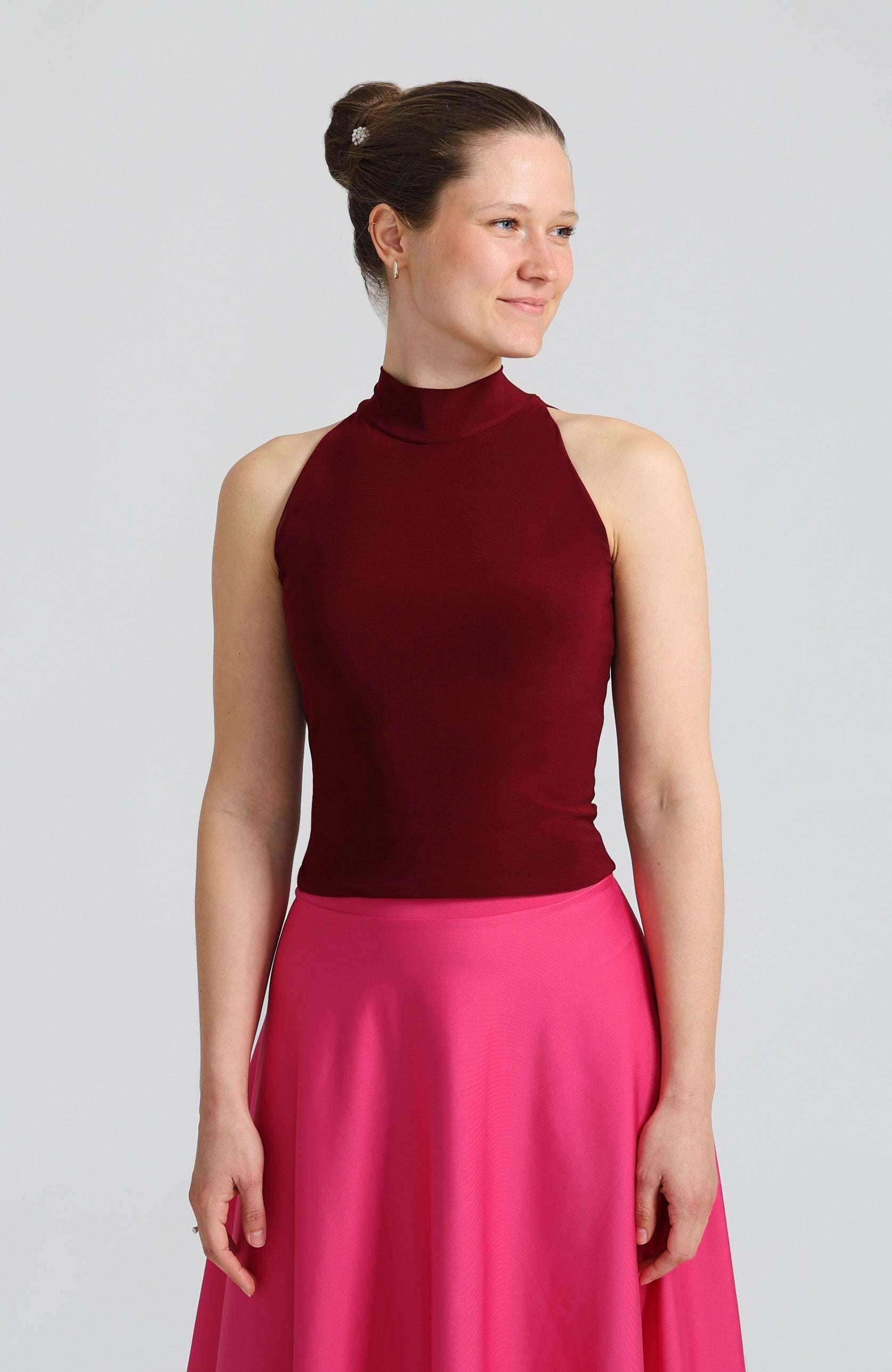 トップス THE SHISHIKUI HALTER BORDEAUX M Bordeaux Red High Neck Halter Tango Top with Back Bow – LYNN