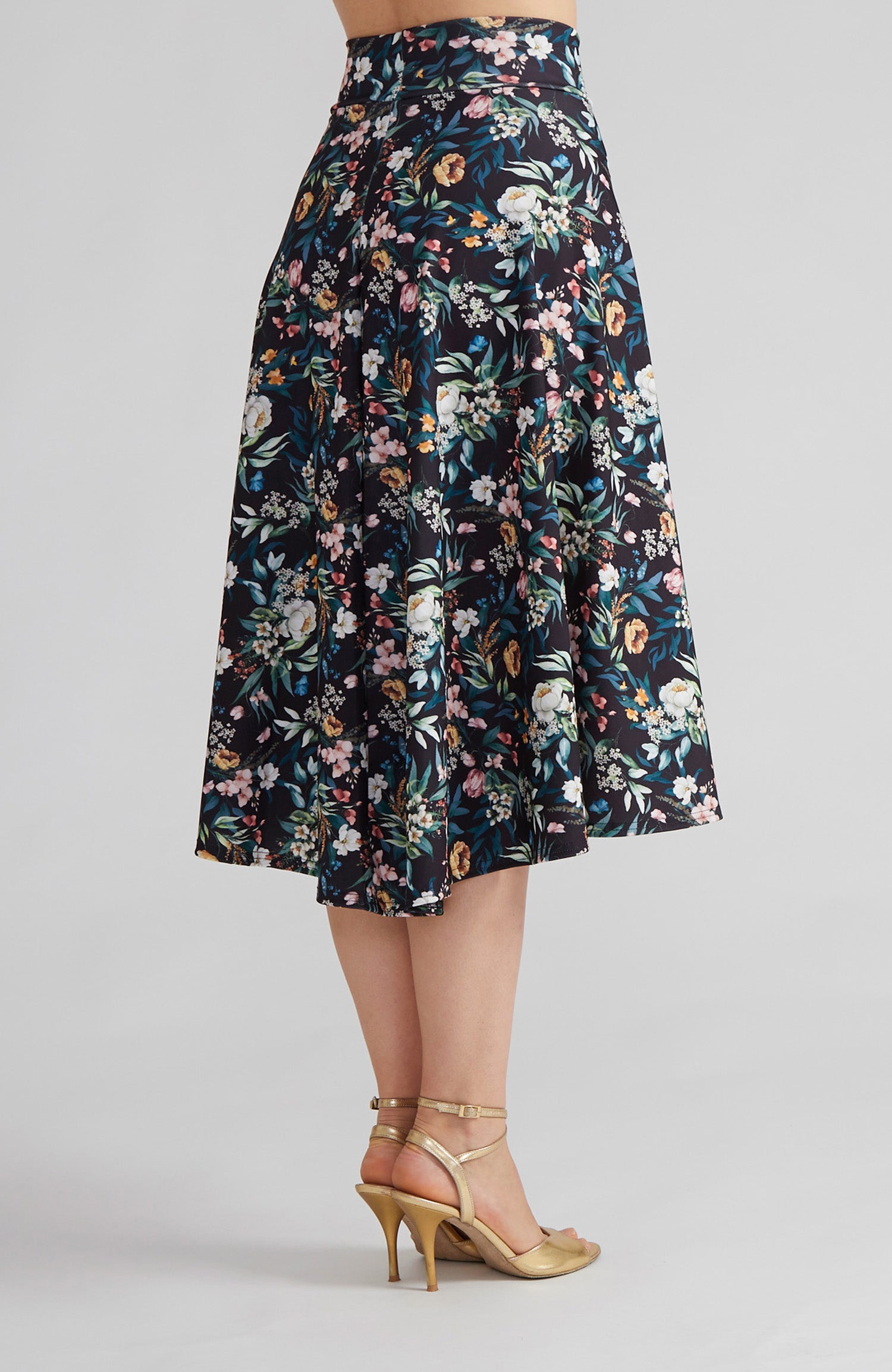 Floral tango skirt AUDREY with a flowing high-low hem and vibrant print