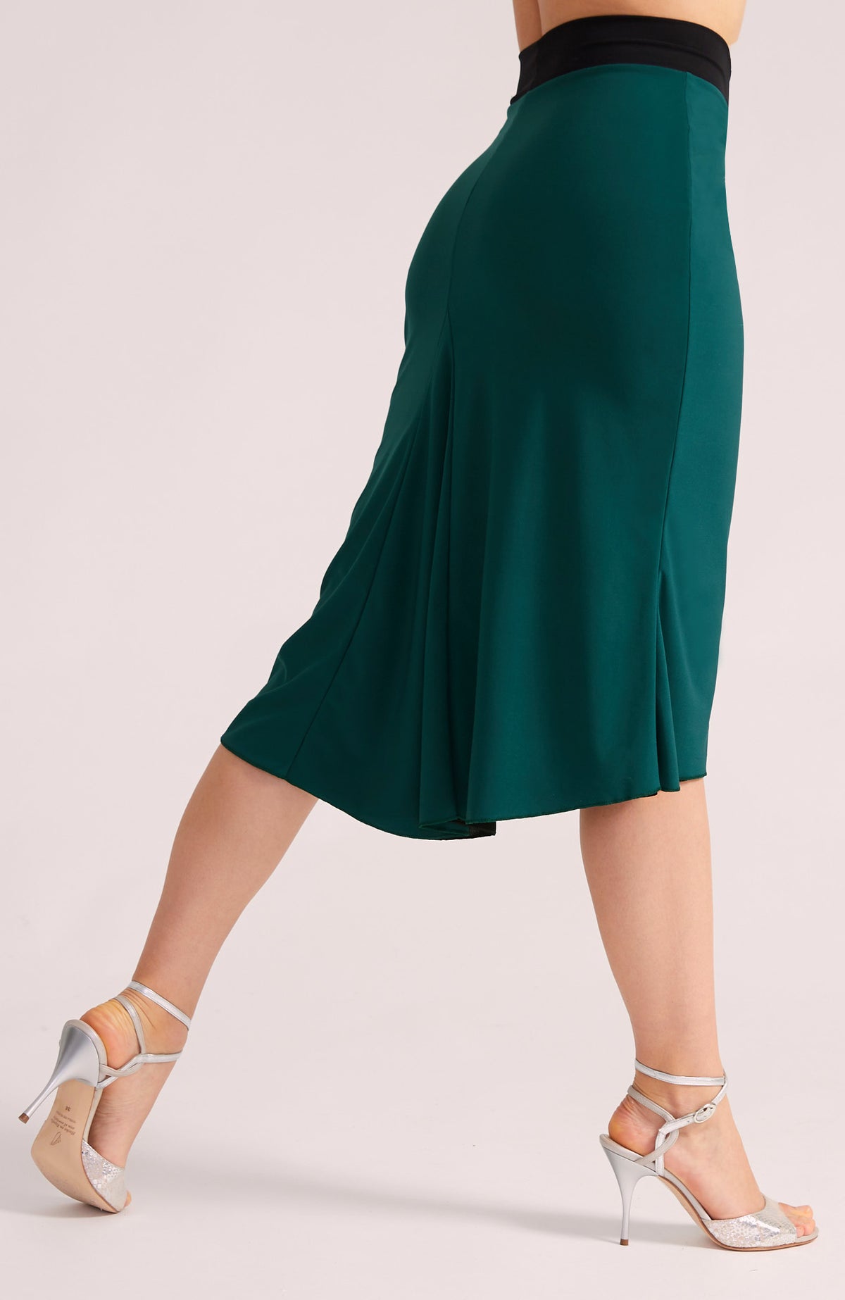 Reversible Godet Skirt in Green / Black – JAZMIN