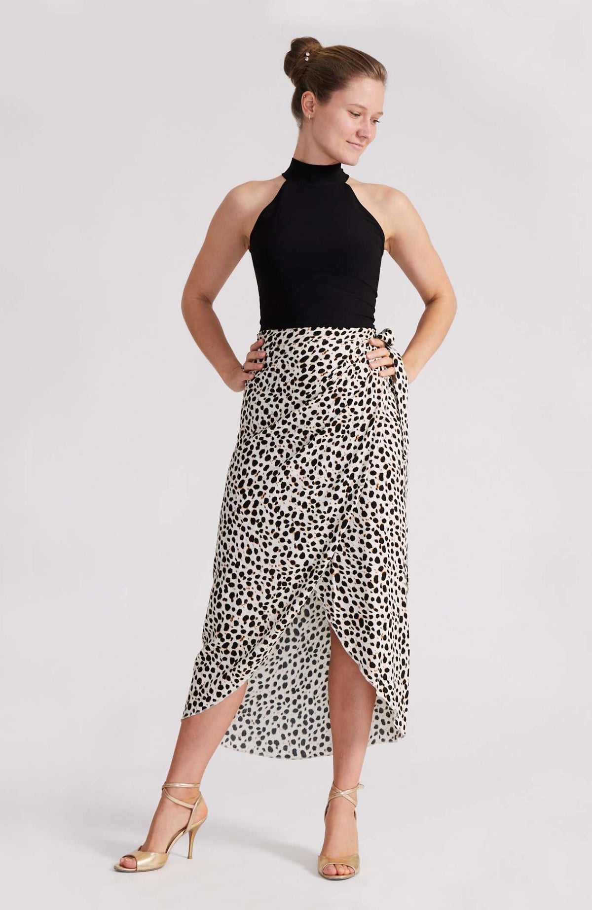 Fitted Tango Mock Neck Top in Black – STELLA