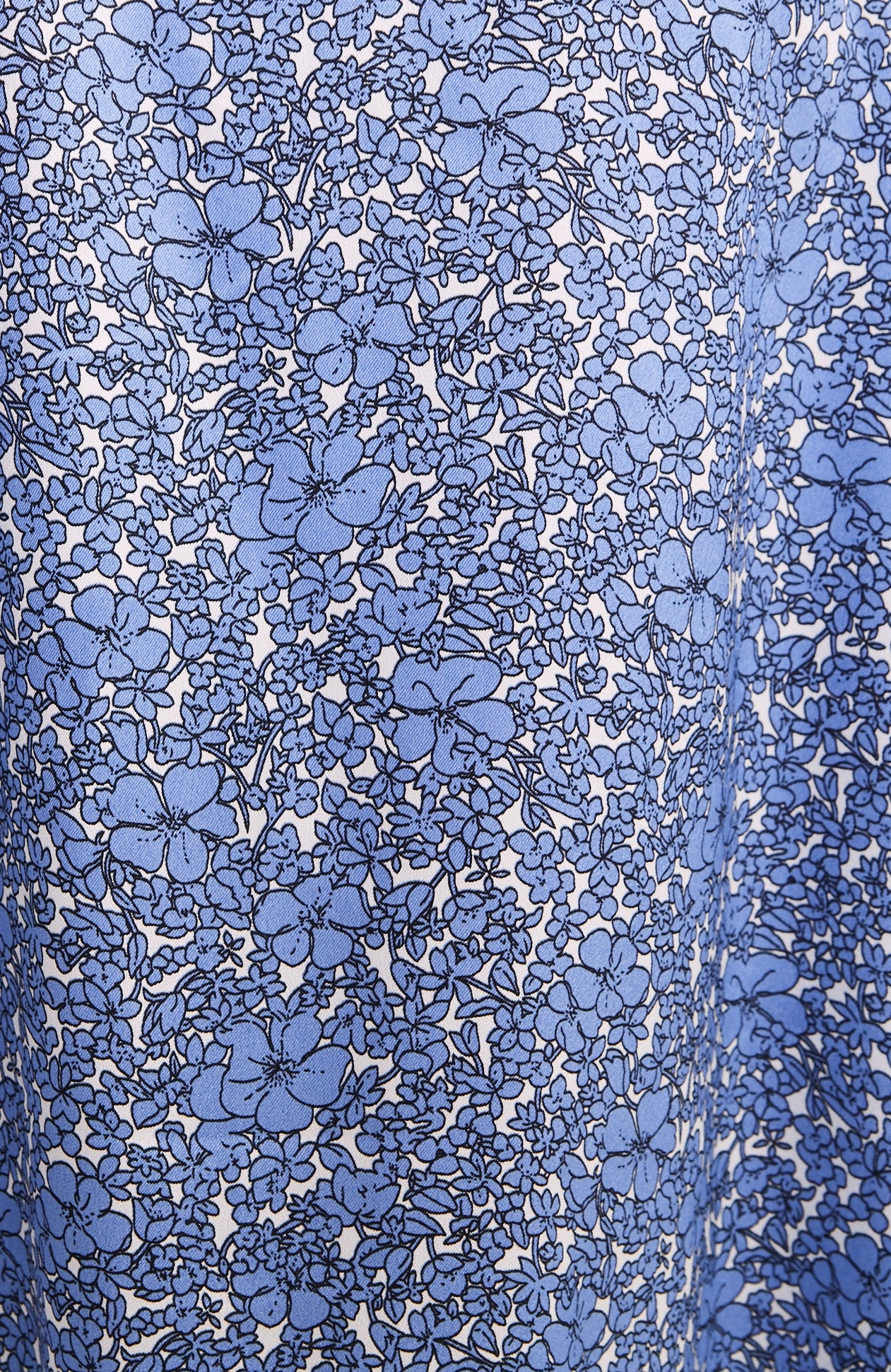 DINA Wickelrock mit Blumenmuster und Rüschensaum aus himmelblauer Viskose