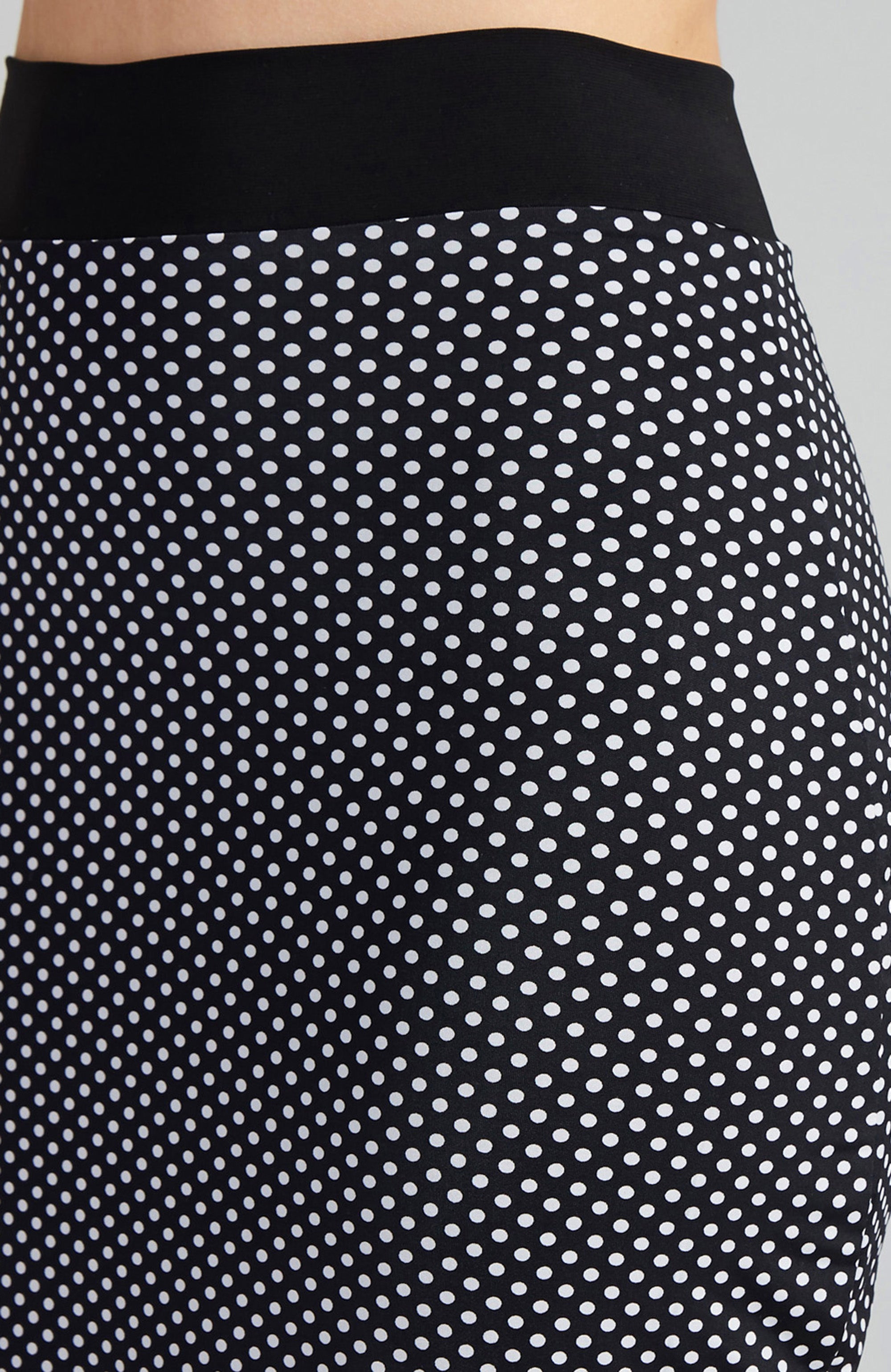 CLARA Polka Dot Wendbarer Tangorock in Schwarz &amp; Weiß