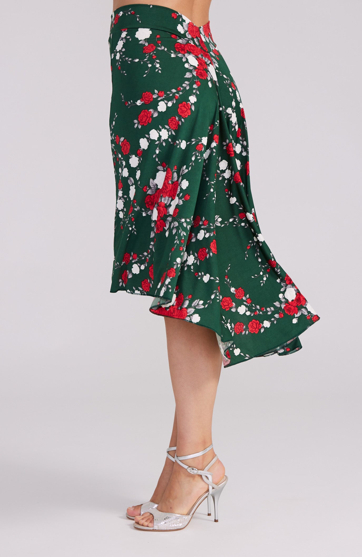 PAOLA Argentinischer Tangorock mit roten Rosen