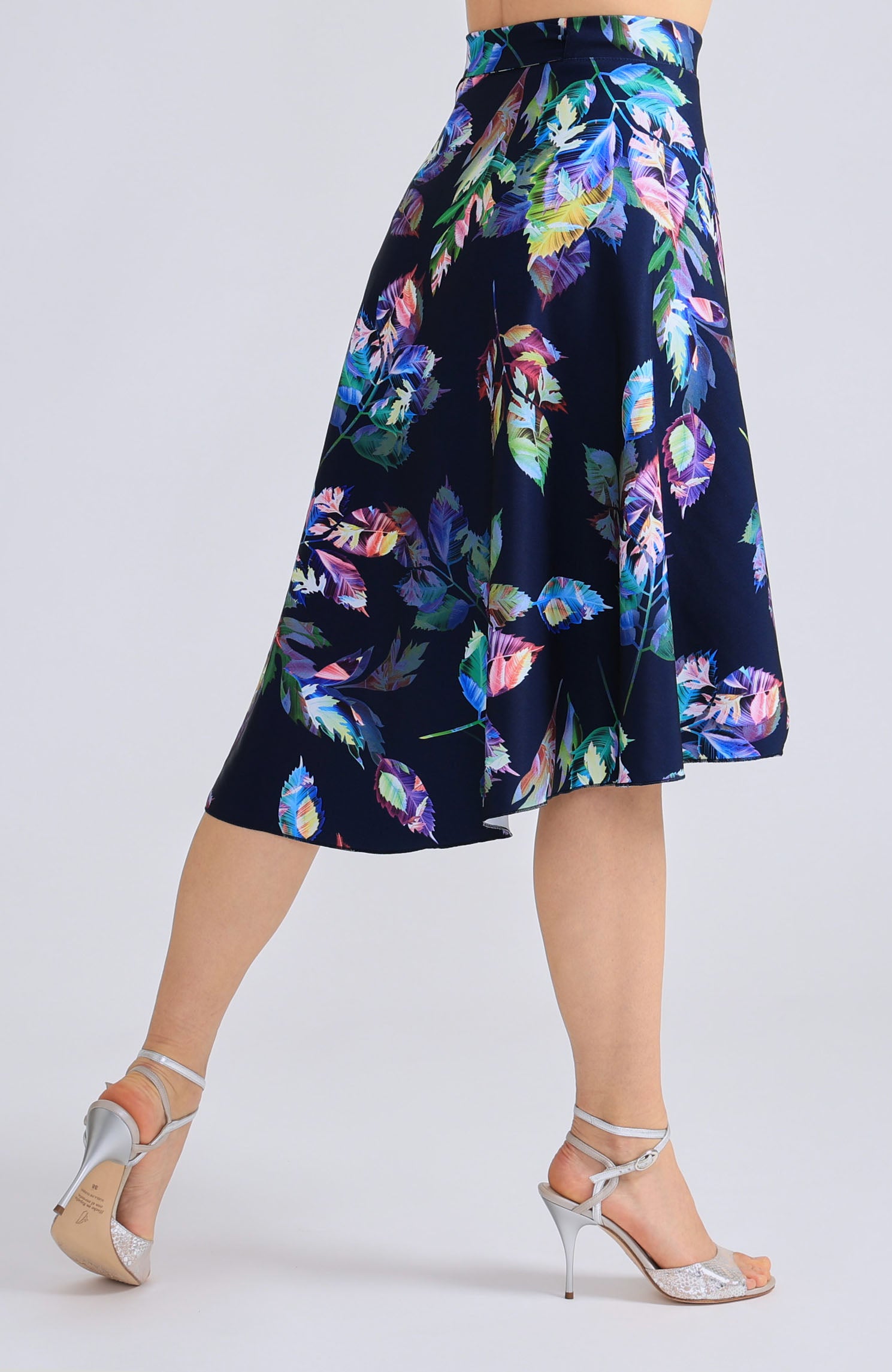 Tropical leaf print wrap tango skirt COCO in navy blue with a fluid drape.