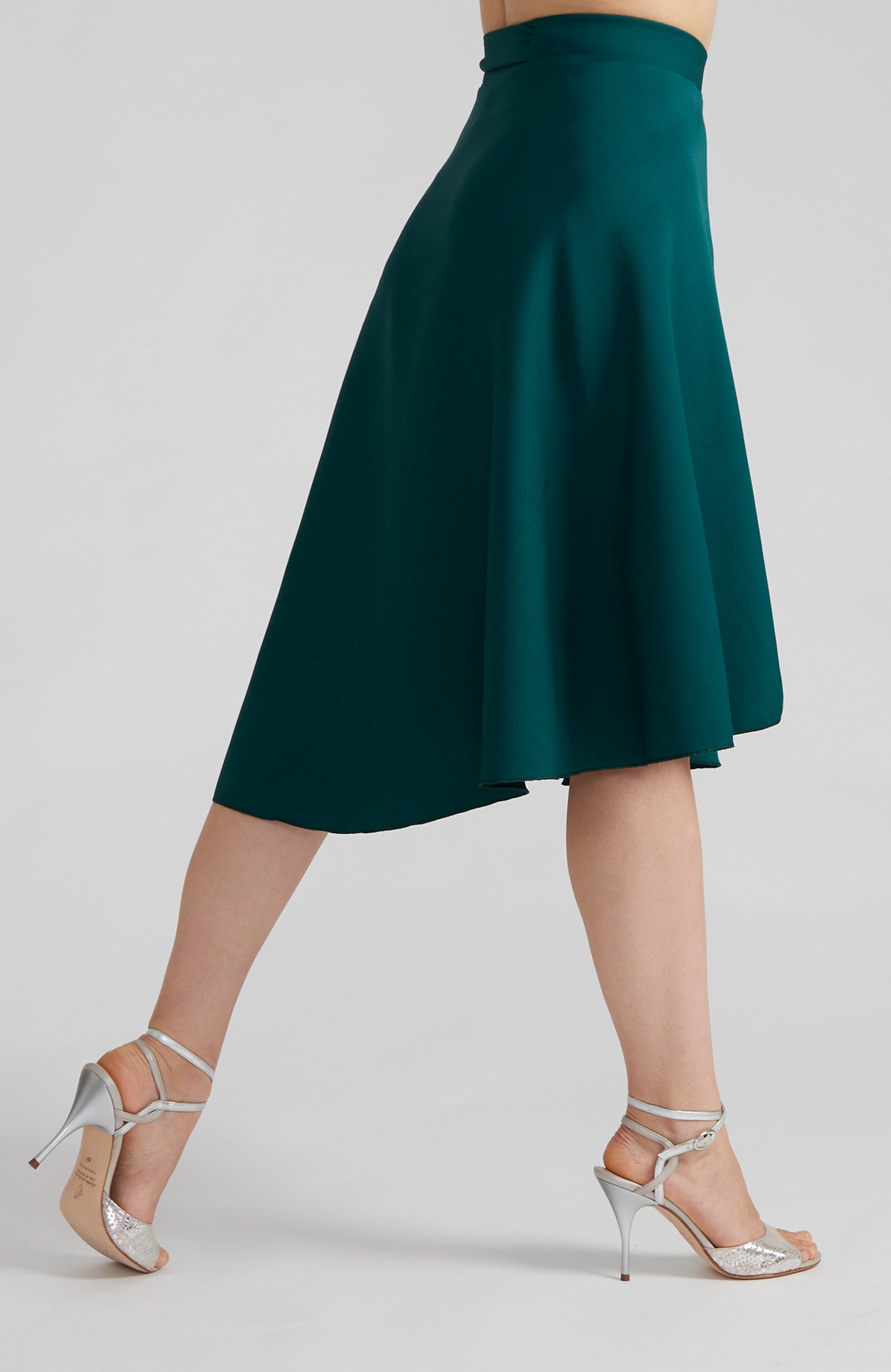 COCO Tango Wickelrock in Grünem Satin
